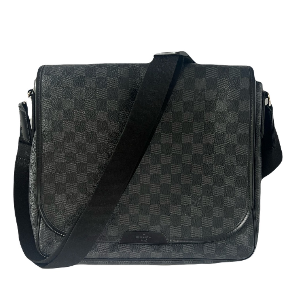 SOLD Louis Vuitton Damier Graphite Daniel Messenger Bag Black & Gray